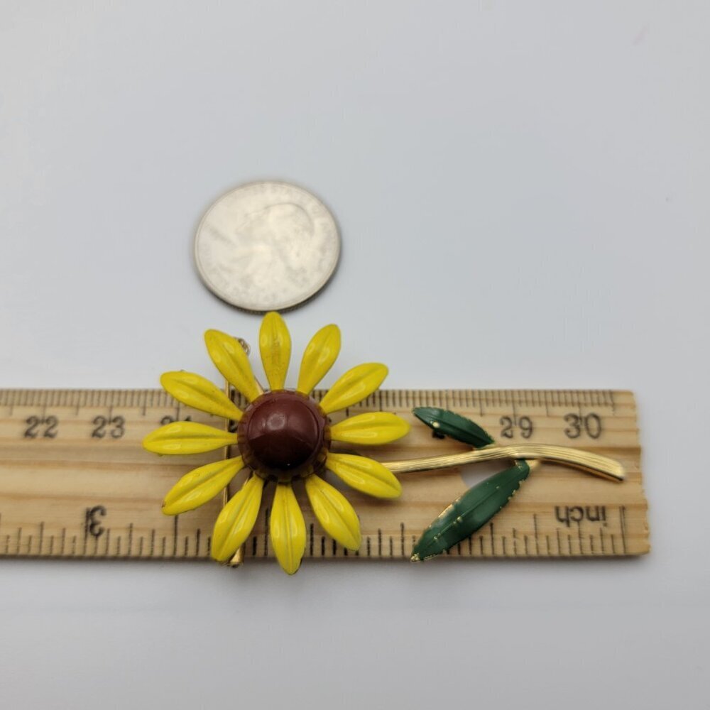 Vintage 60's Enamel Flower Brooch Gold Tone Yellow And Red 2.75" - Picture 7 of 7